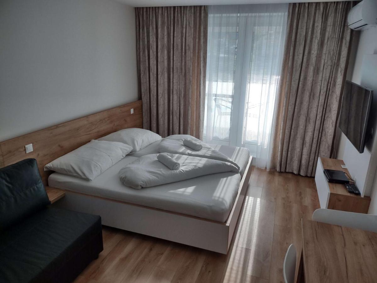 Apartman Kyjev 2 Podhájska Exteriör bild